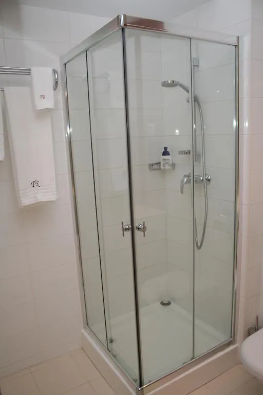 Top Rooms Aparthotel Bucureşti România