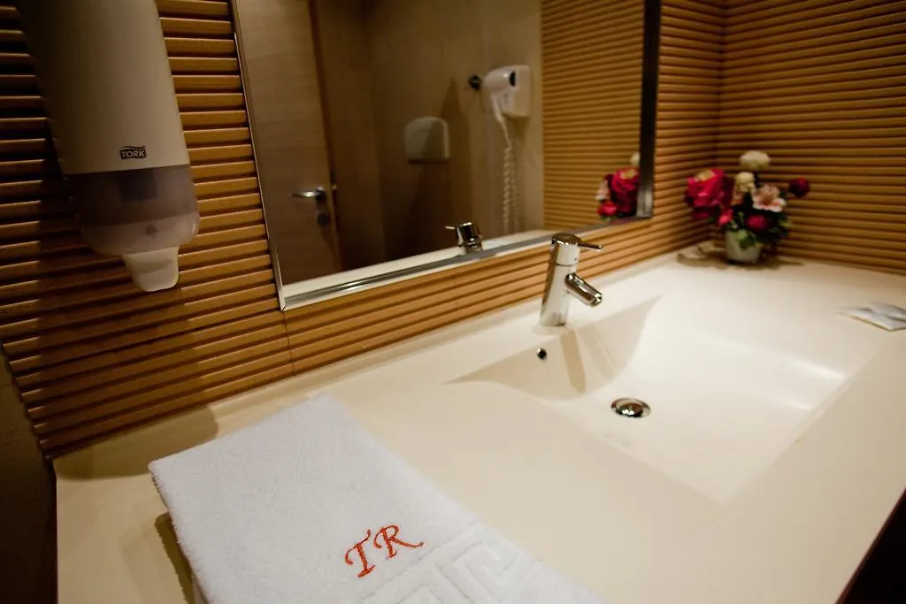 Top Rooms Aparthotel Bucureşti